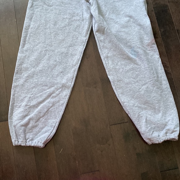 Gray sweatpants! XL mens! - Picture 2 of 2
